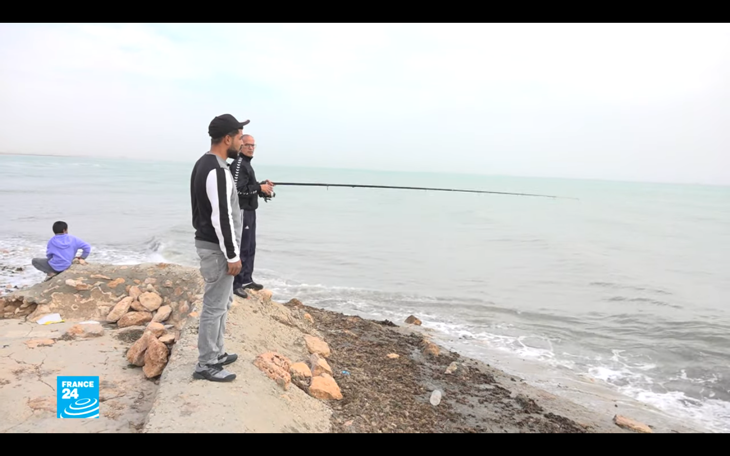 مهاجر غير شرعي من صفاقس يريد العبور إلى أوروبا وبالتحديد إلى فرنسا