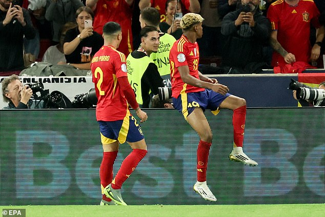 Lamine Yamal mimics Cristiano Ronaldo as teen sensation inspires Spain to thrilling 5-4 victory over France to reach Nations League final - despite Man City-bound star's efforts | Daily Mail Online