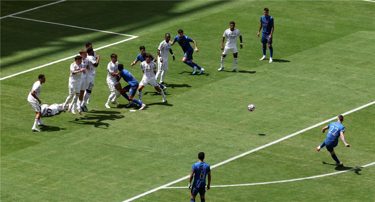 ترتيب مجموعة الهلال في كأس العالم للأندية بعد التعادل مع ريال مدريد - بطولات