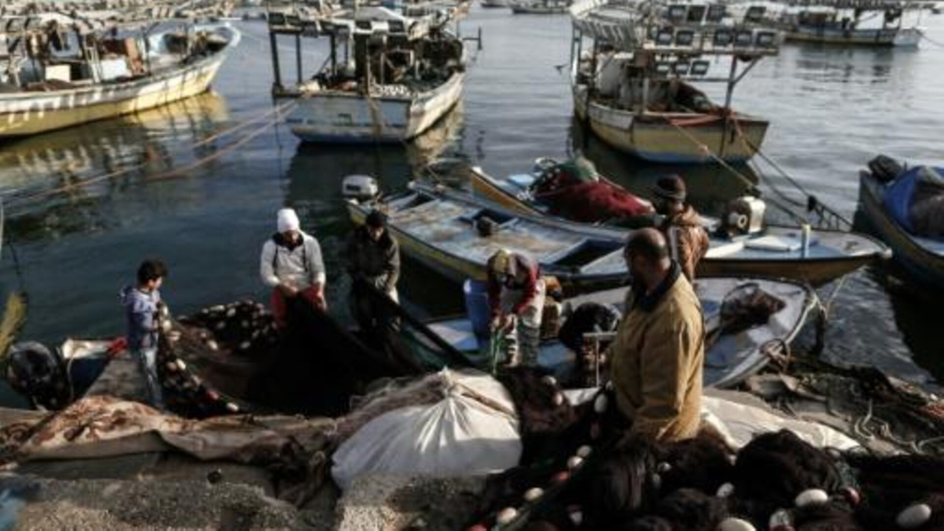 فلسطين: مقتل ثلاثة صيادين على متن قارب صيد في البحر المتوسط، والأسباب مجهولة 112112